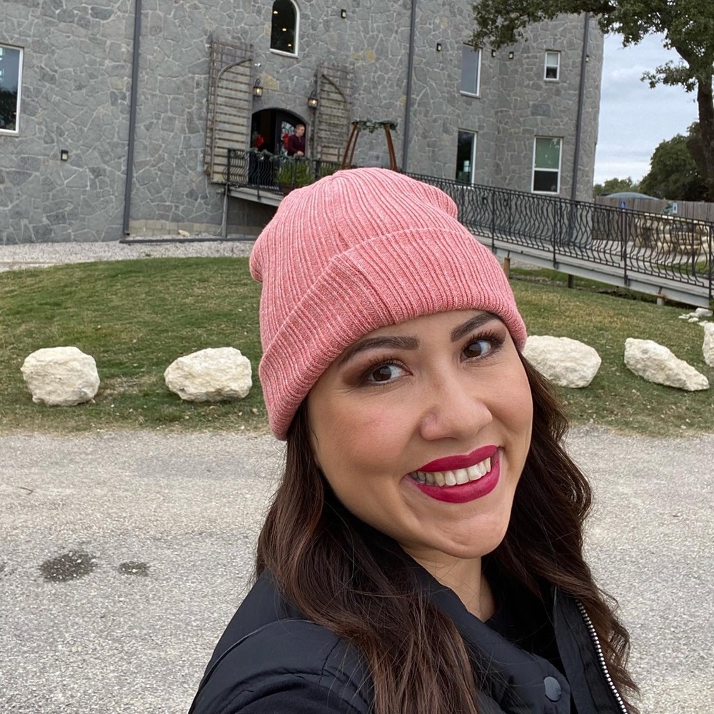 Meet your Posher, Jessica